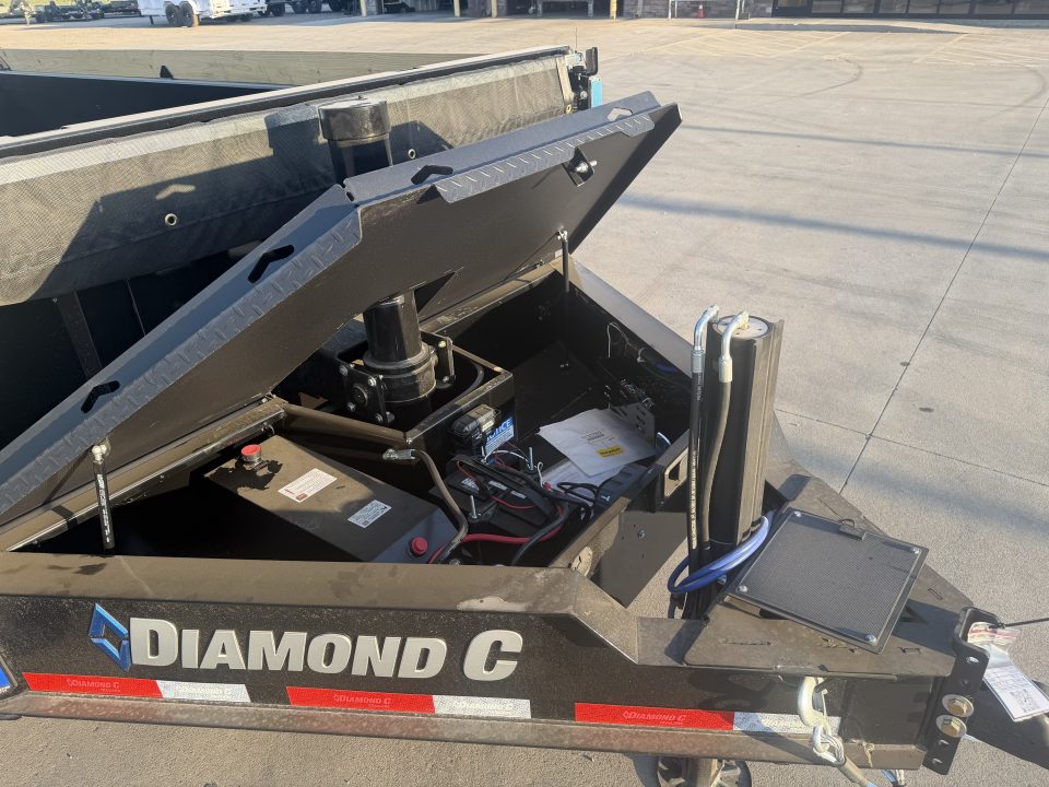 New 2027 Diamond C 82 X 16 LPT207 Dump Trailer
