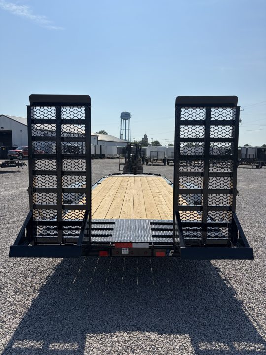 New 2027 Diamond C Trailers LPX208L22X82 (82" X 22') 18K (Pacesetter Ed.) Equipment Trailer