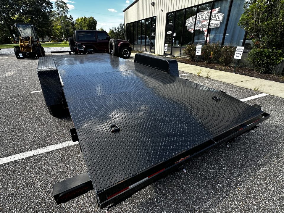 New 2026 Down 2 Earth Trailers DTE8220SCH Car Hauler