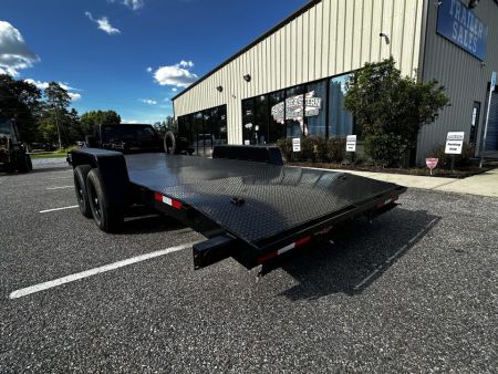 New 2026 Down 2 Earth Trailers DTE8220SCH Car Hauler