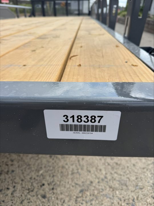 New 2027 Diamond C 83x20' Utility, 2 6K Axles, Bi-fold Ramp Gate TUT206