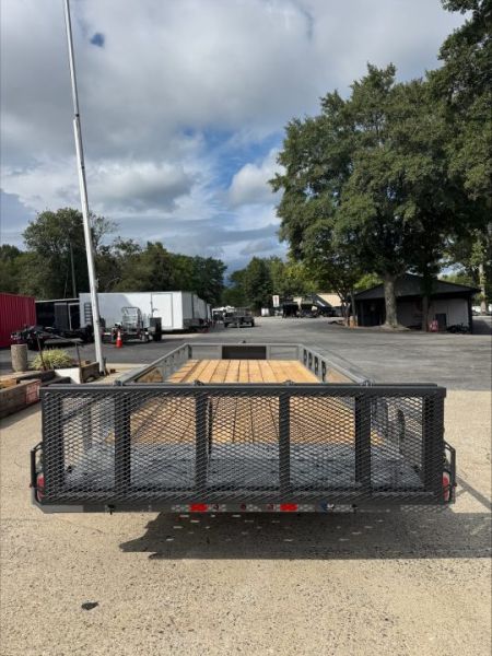 New 2027 Diamond C 83x20' Utility, 2 6K Axles, Bi-fold Ramp Gate TUT206