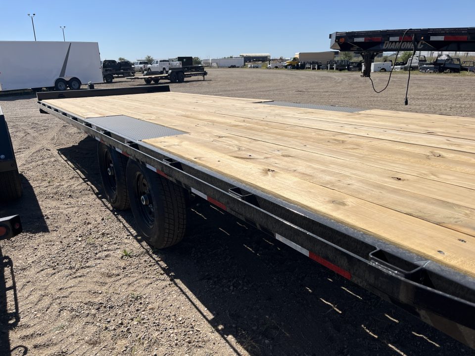 New 2027 Big Tex Trailers 14OA-24STA-S8BK Deckover Trailer