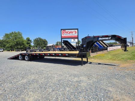 New 2027 Diamond C Trailers FMAX212 35'x102  Hydraulic Dovetail Pacesetter Edition Equipment Trailer