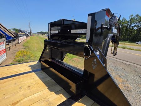 New 2027 Diamond C Trailers FMAX212 35'x102" Hydraulic Dovetail Pacesetter Edition Equipment Trailer