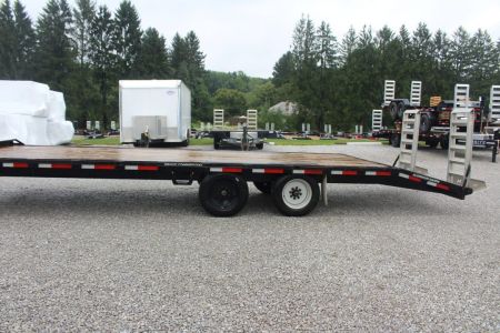 Used 2025 Moritz 8' 6" x 22' + 4' Deckover Flatbed w/ Beavertail - Aluminum Ramps - 16,000# GVW