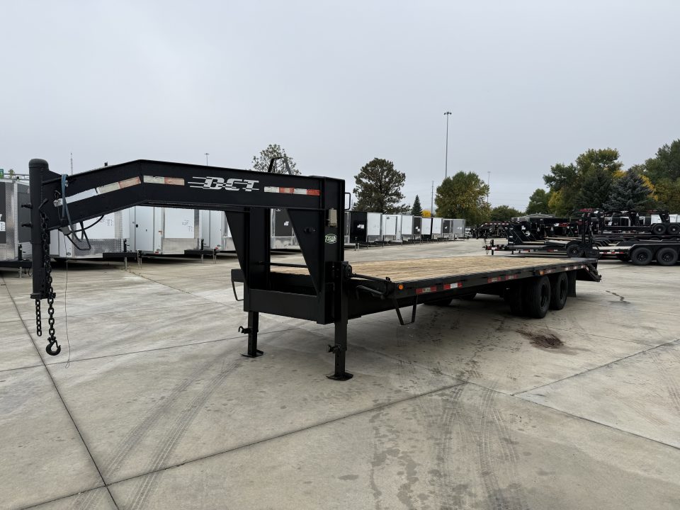 Used 2007 DCT 30ft Gooseneck with 20K GVWR and 2-10,000lb axles
