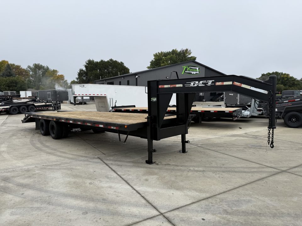 Used 2007 DCT 30ft Gooseneck with 20K GVWR and 2-10,000lb axles