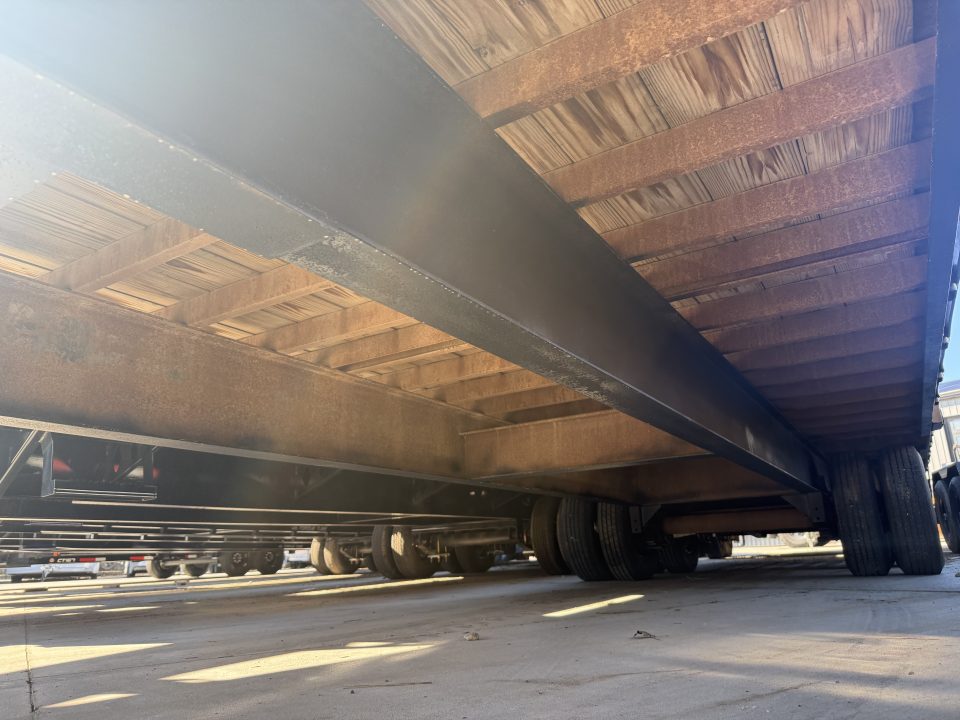 Used 2007 DCT 30ft Gooseneck with 20K GVWR and 2-10,000lb axles