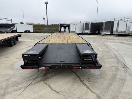 Used 2007 DCT 30ft Gooseneck with 20K GVWR and 2-10,000lb axles