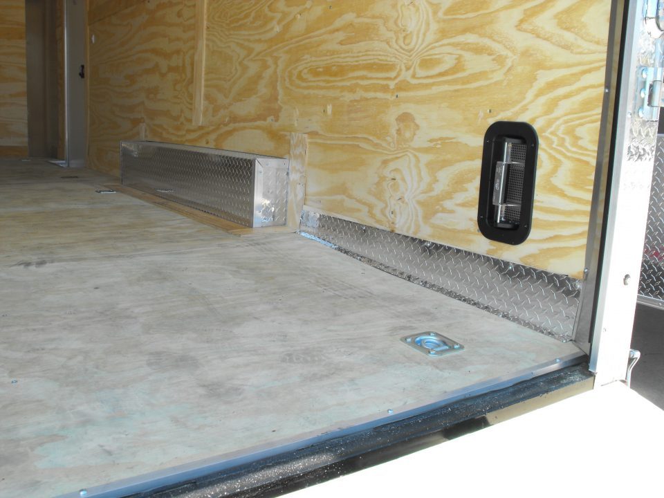 New Enclosed Trailer 8.5 X 20 Side Access Ramp 7'Interior 10K