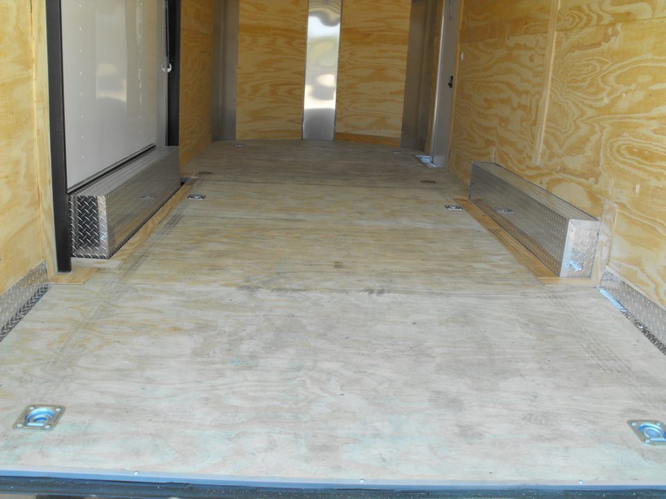 New Enclosed Trailer 8.5 X 20 Side Access Ramp 7'Interior 10K
