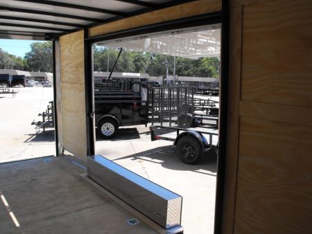 New Enclosed Trailer 8.5 X 20 Side Access Ramp 7'Interior 10K