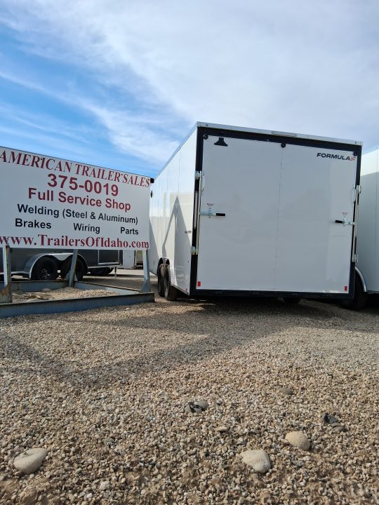 New 2027 Formula Trailers 8.5X18 TRAVERSE FLAT TOP VNOSE ENCLOSED CAR HAULER W/RAMP