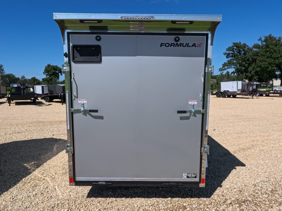 2027 Formula Trailers photo 5