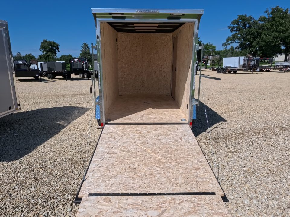2027 Formula Trailers photo 7