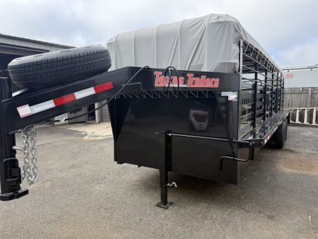 Used USED ST2414G TEXAS TRAILERS 24' GOOSENECK STOCK TRAILER