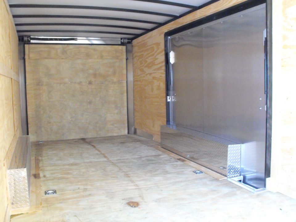 New Enclosed Trailer 8.5 X 24 Ramp 14K Interior7' Side Access
