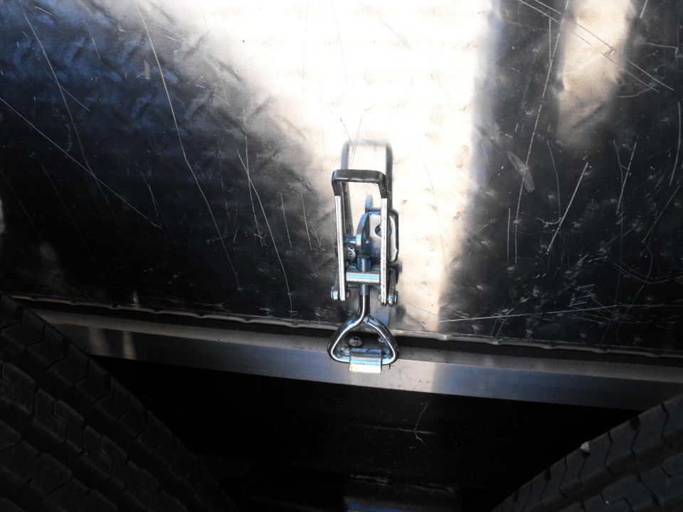 New Enclosed Trailer 8.5 X 24 Ramp 14K Interior7' Side Access