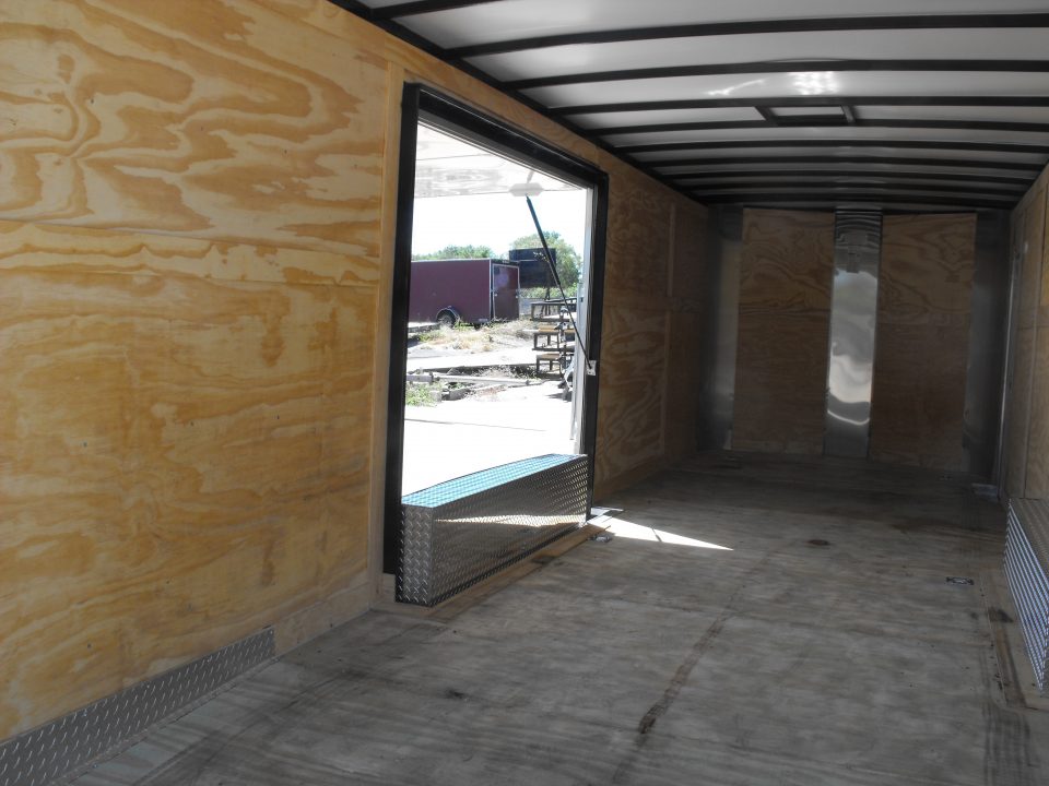New Enclosed Trailer 8.5 X 24 Ramp 14K Interior7' Side Access