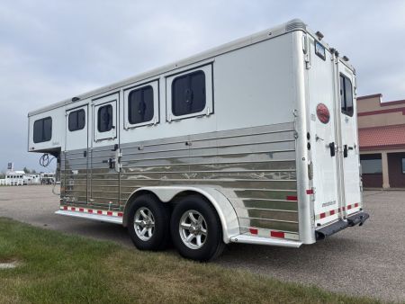 Used 2017 Sundowner Trailers 3H GN Horse Trailer