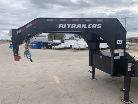 New 2027 PJ Trailers LD322 32' X 102" Flatbed Trailer