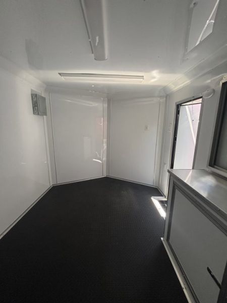 New 2027 Quality Cargo 8.5x18 Concession