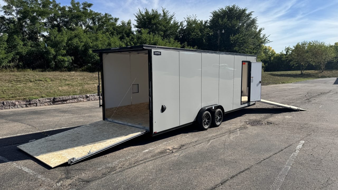 New 2026 Lightning 7.5x29 Snow / Enclosed Trailer