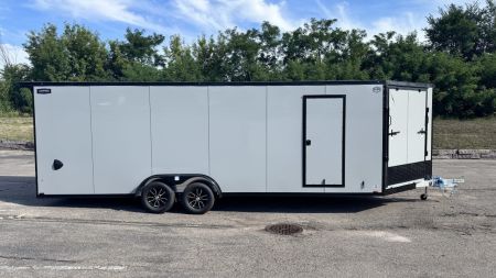 New 2026 Lightning 7.5x29 Snow / Enclosed Trailer