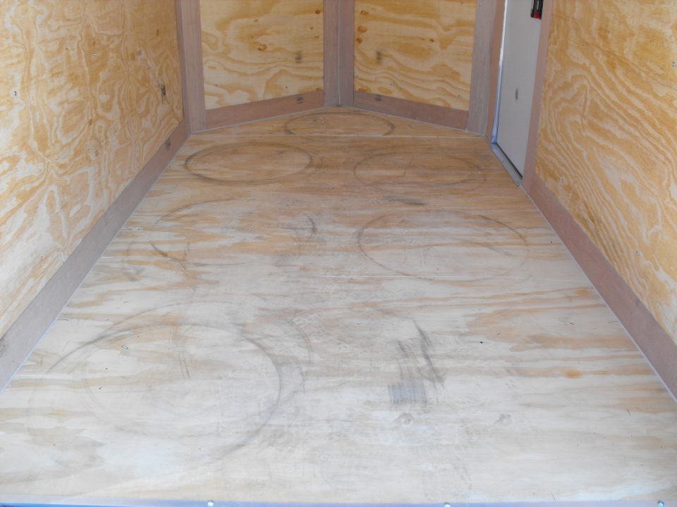 New Enclosed Trailer 5 X 8 Ramp Tube Const 2990Axle 5' Interior