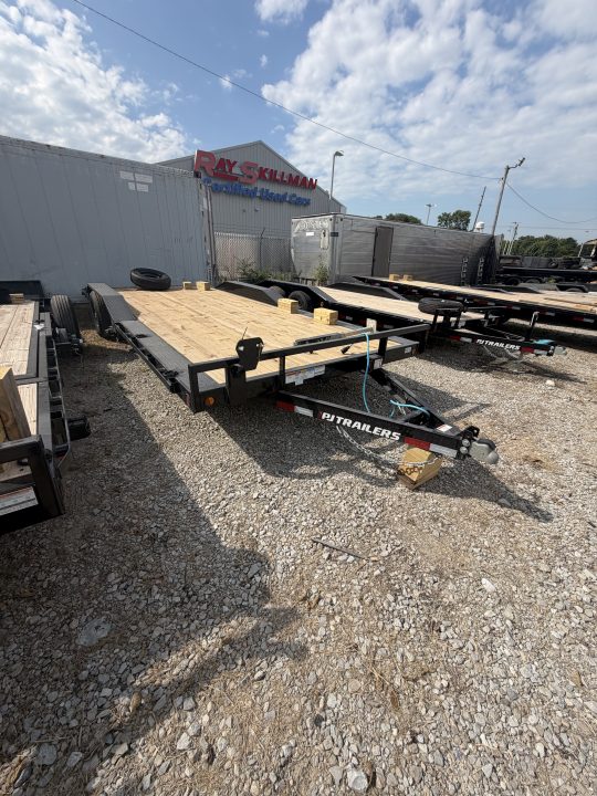 New 2027 PJ TRAILER BUGGY HAULER B5202 83X20 TA DOVETAIL W/ SLIDE IN RAMPS (GVW:9899) BLACK