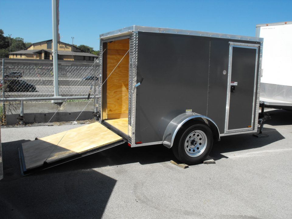 New Enclosed Trailer 5 X 8 Ramp Tube Const 2990Axle 5' Interior