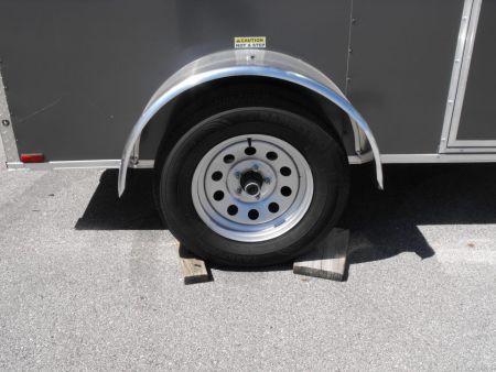 New Enclosed Trailer 5 X 8 Ramp Tube Const 2990Axle 5' Interior