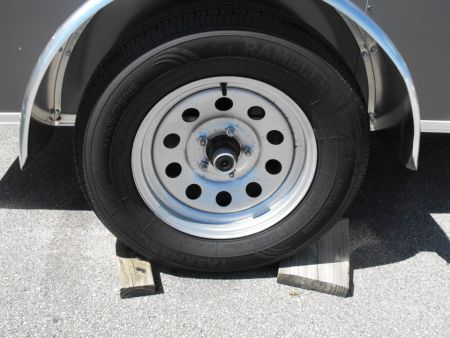 New Enclosed Trailer 5 X 8 Ramp Tube Const 2990Axle 5' Interior