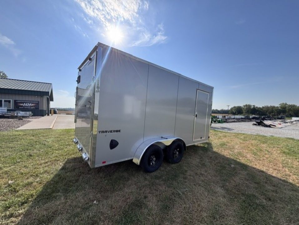 2027 Formula Trailers photo 3