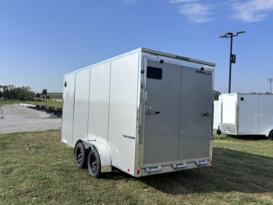 2027 Formula Trailers photo 4