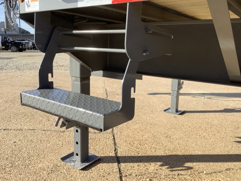 New Delta 210GN 102x20+5 Gooseneck Equipment Trailer (23.4K)