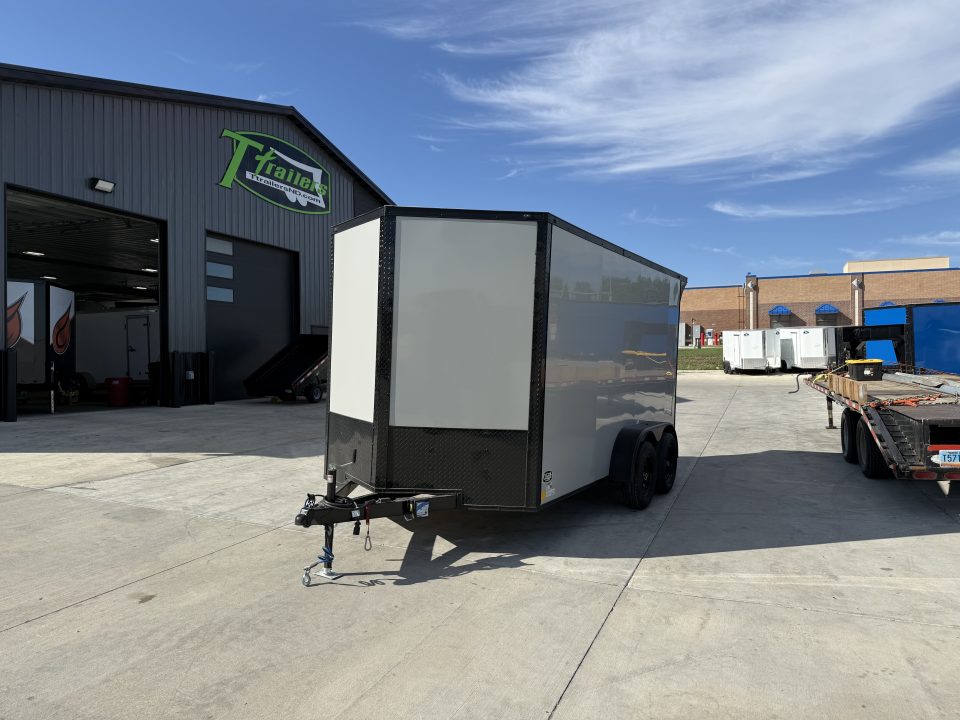 New NEW 2027 Sawyer 7x14+2’V, 7’ TALL, PolyCor Exterior, Wing, Enclosed Rear Ramp Car Hauler Cargo Trailer