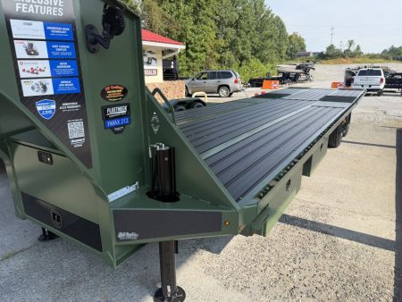 New 2027 Diamond C FMAX212 GOOSENECK TRAILER PACESETTER , GPS, HYDRO DOVE & JACKS , DISC BRAKES , *BLACK ANDONIZED FLOOR