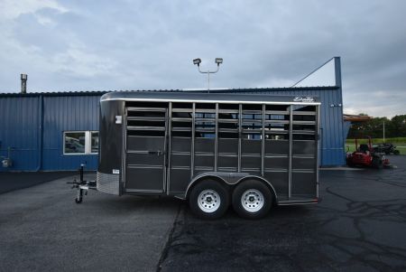 New 2026 Delta Trailers 500 Series Horse Trailer