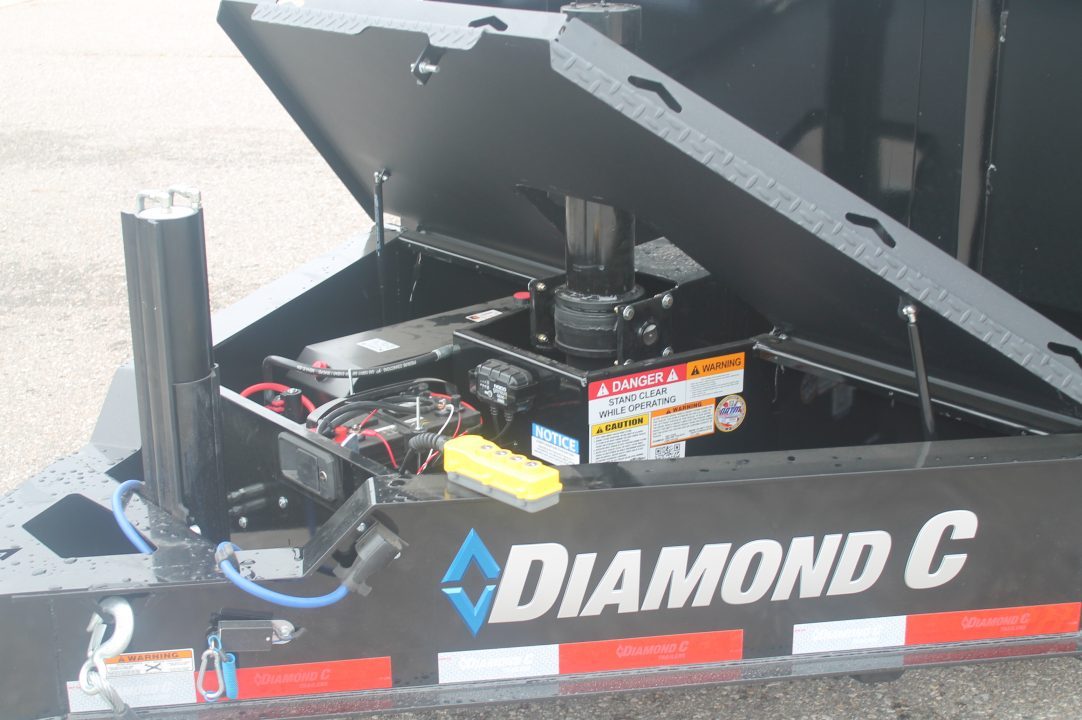 New 2027 Diamond C Trailers LPT207 14x82 Dump Trailer