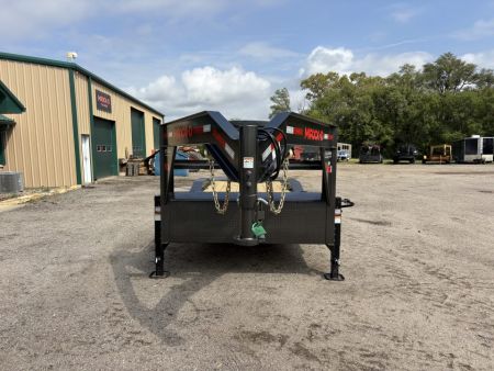 New 2027 MAXX-D H8X Equipment Trailer