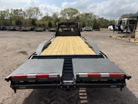 New 2027 MAXX-D H8X Equipment Trailer