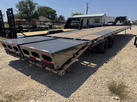 New 2027 MAXX-D LDX10240-6402 Deckover Trailer