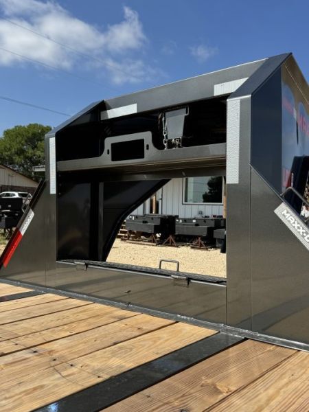 New 2027 MAXX-D LDX10240-6402 Deckover Trailer
