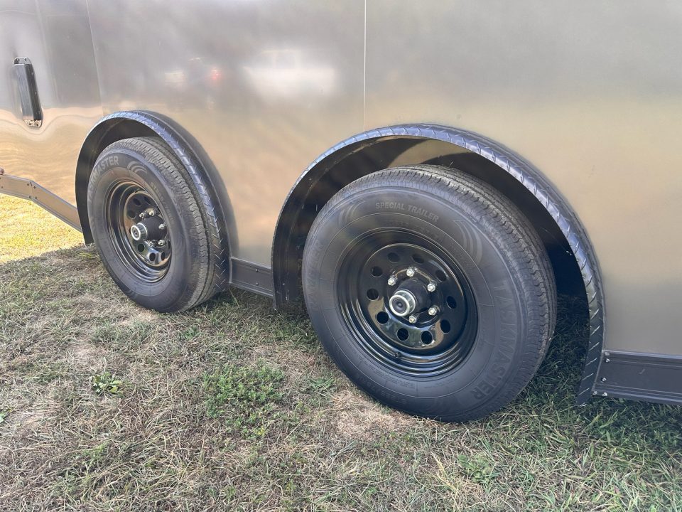 New 2027 8.5x16 Race Trailer-Finsihed Interior-5200LB Torsion Axle -E-TRACK-A/C- Tool Box-Barlock-Car/Race Trailer