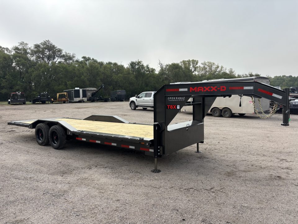 New 2027 MAXX-D T8X Tilt Trailer