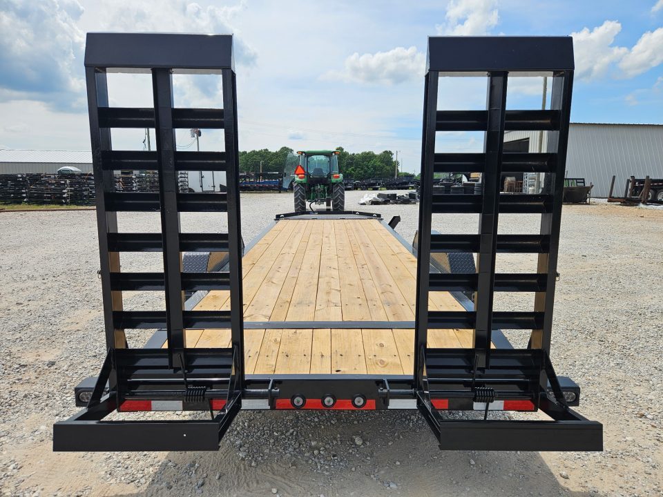 Used USED 2026 Load Trail 83X22 TANDEM 14K EQUIPMENT HAULER W/6" I-BEAM FRAME FULL TONGUE BOX & WIDE STANDUPS