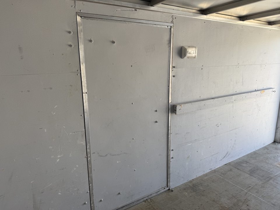 Used 2009 Lightning 6x12+v nose rear ramp Cargo / Enclosed Trailer