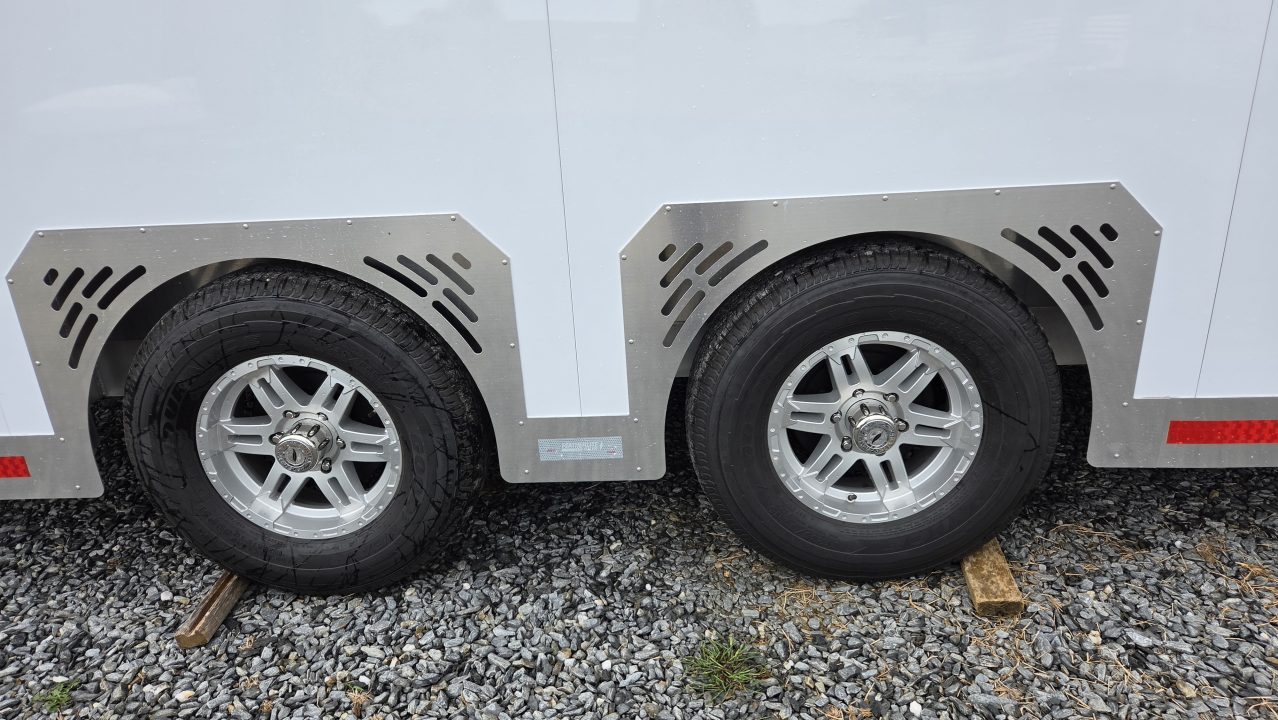 New 2026 Featherlite Trailers 4410 8.5X24TA Car / Racing Trailer